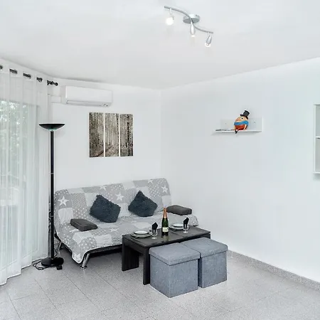 Lorena Apartmán Salou